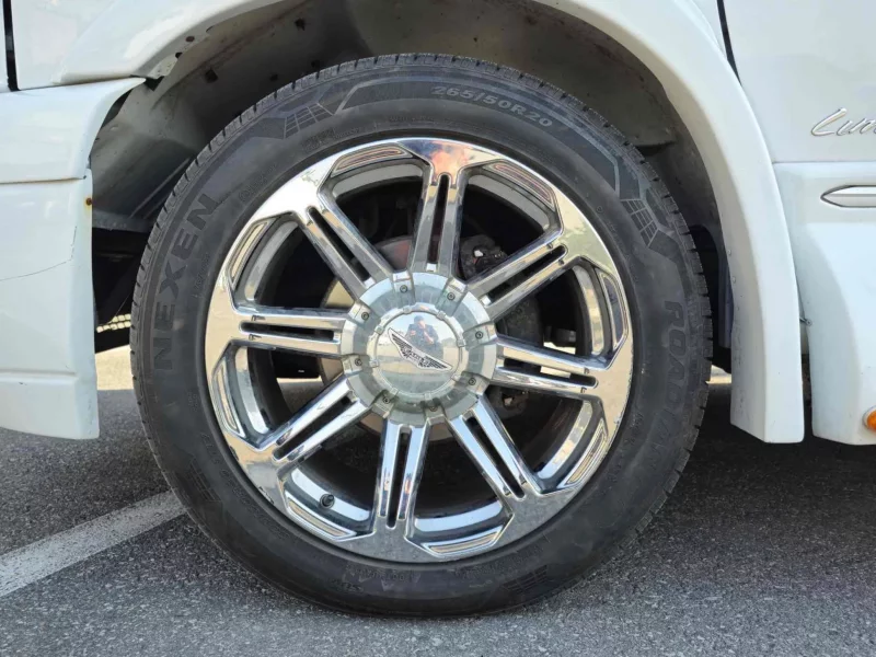 Chevrolet Express Van