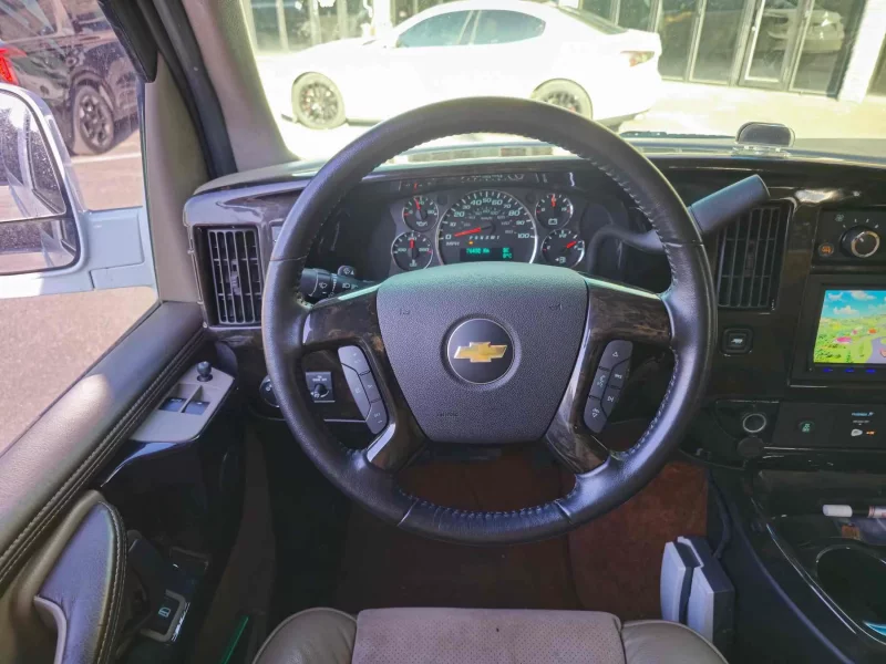 Chevrolet Express Van