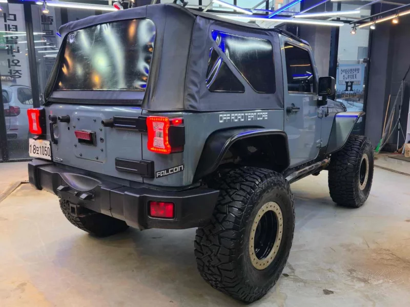 Jeep WRANGLER