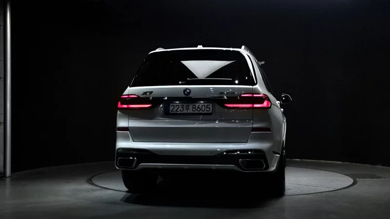 BMW X7