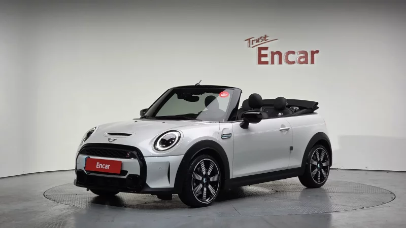 MINI Cooper Convertible