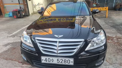 Hyundai Genesis