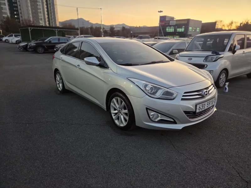 Hyundai I40