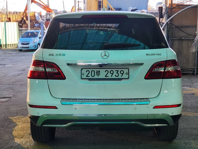 Mercedes-Benz M-class