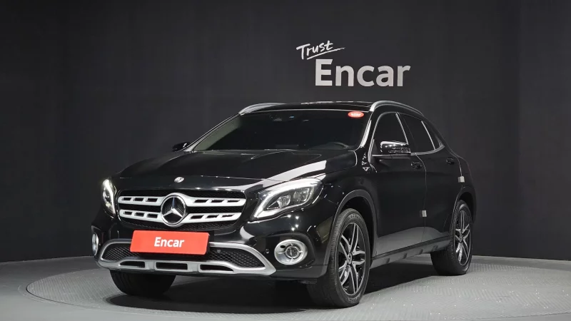 Mercedes-Benz GLA-Class
