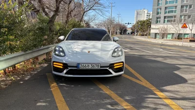 Porsche PANAMERA