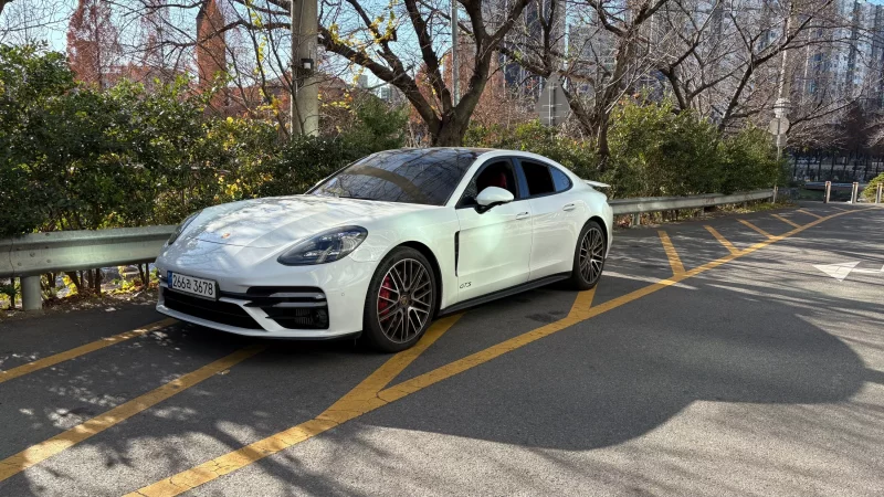 Porsche PANAMERA
