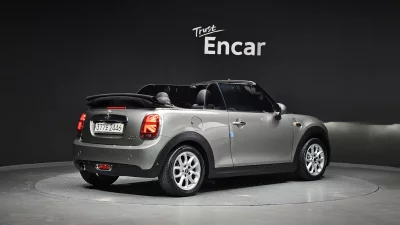 MINI Cooper Convertible