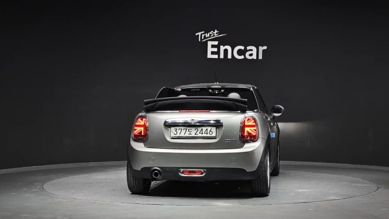 MINI Cooper Convertible