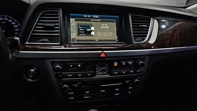 Hyundai Genesis