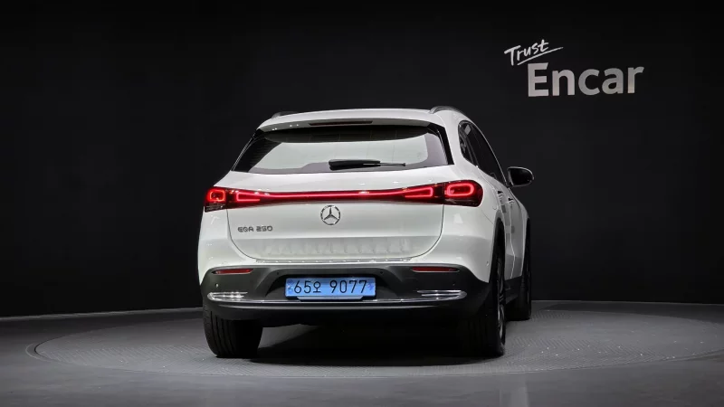 Mercedes-Benz EQA