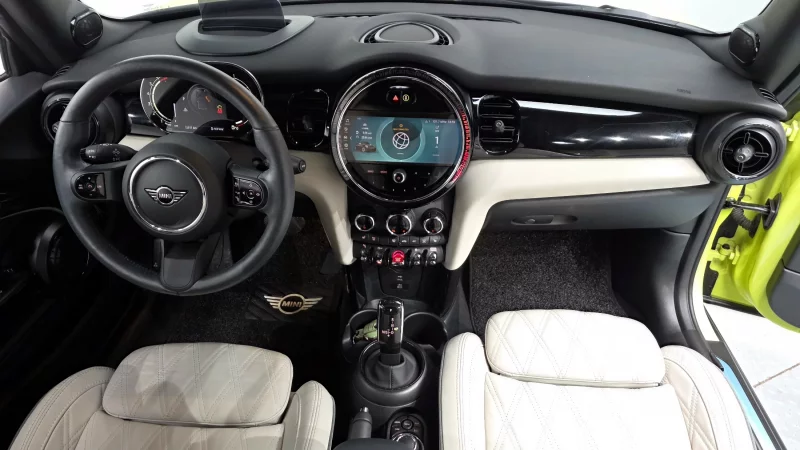 MINI Cooper Convertible