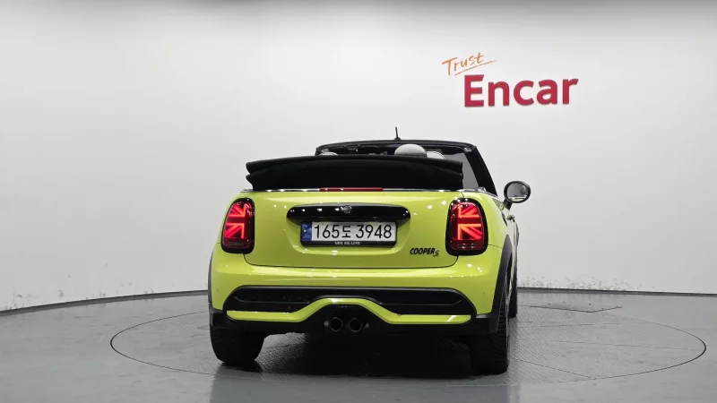 MINI Cooper Convertible