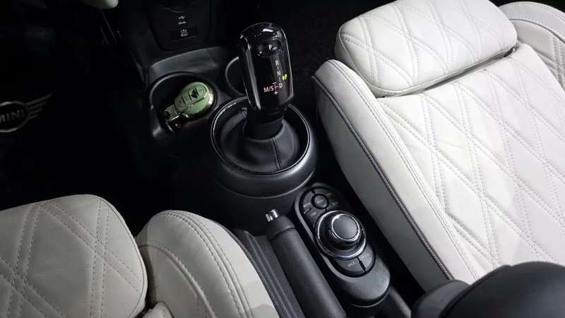 MINI Cooper Convertible