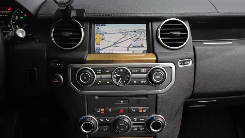 Land Rover DISCOVERY