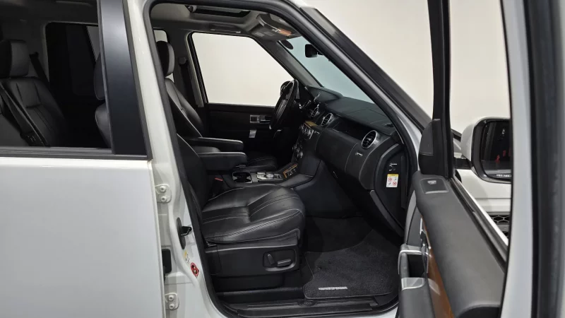 Land Rover DISCOVERY