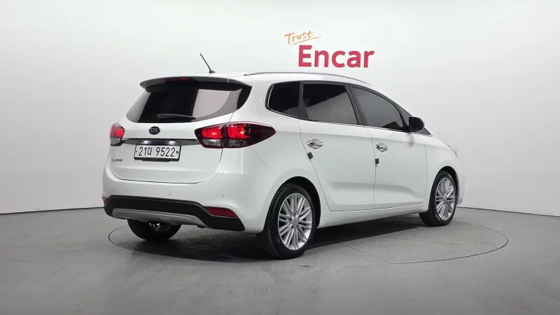 Kia Carens