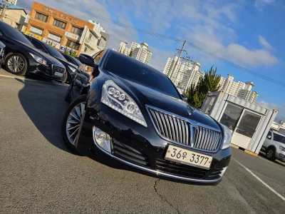 Hyundai Equus