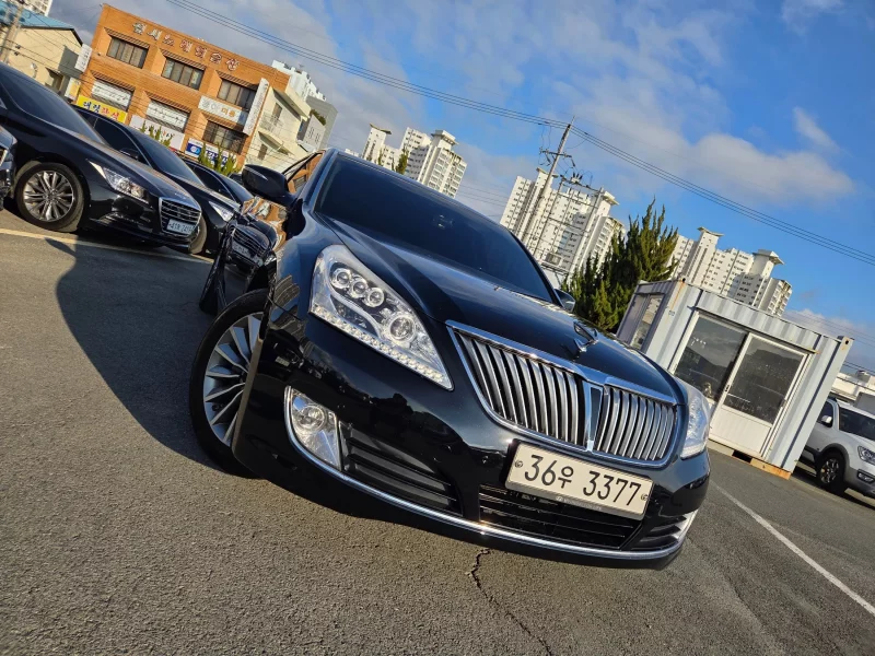 Hyundai Equus