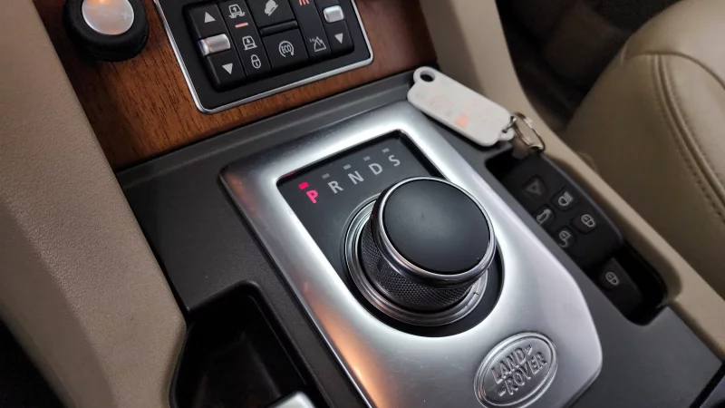 Land Rover DISCOVERY