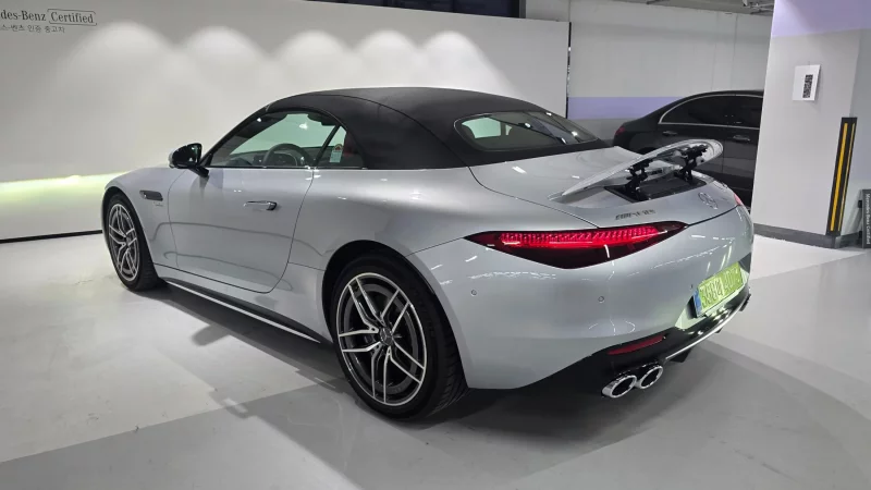 Mercedes-Benz SL-Class