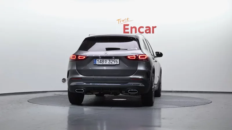 Mercedes-Benz GLA-Class