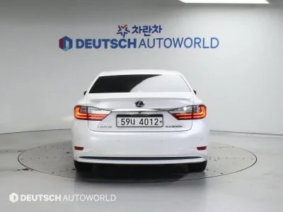Lexus ES300h