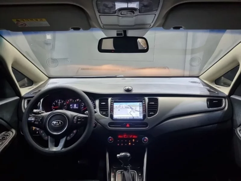 Kia Carens