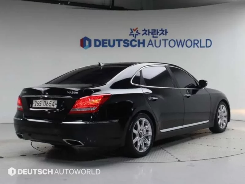 Hyundai Equus