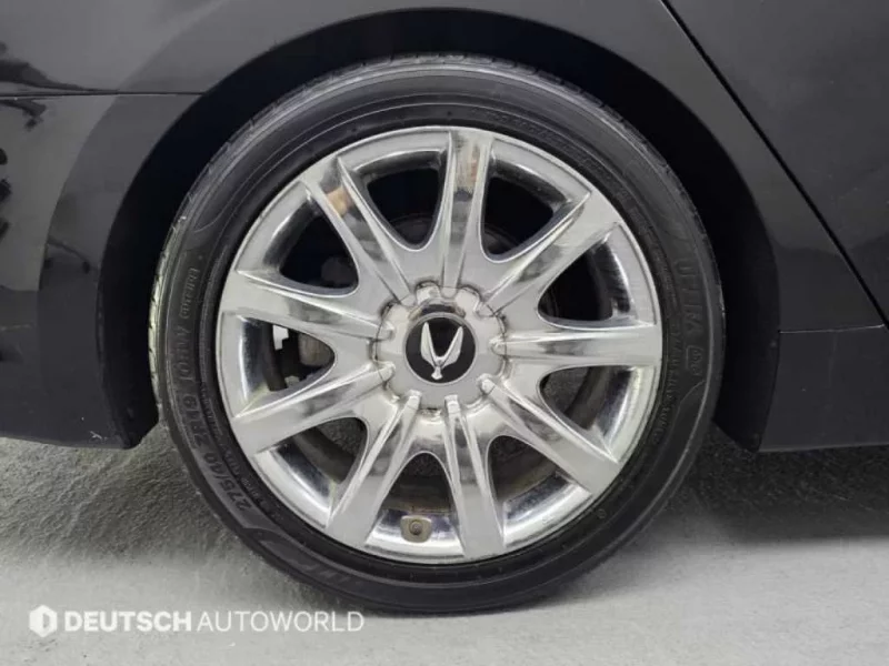 Hyundai Equus