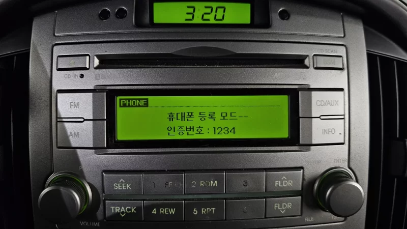 Hyundai Starex