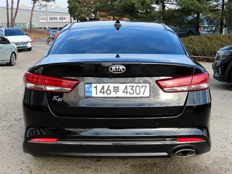 Kia K5