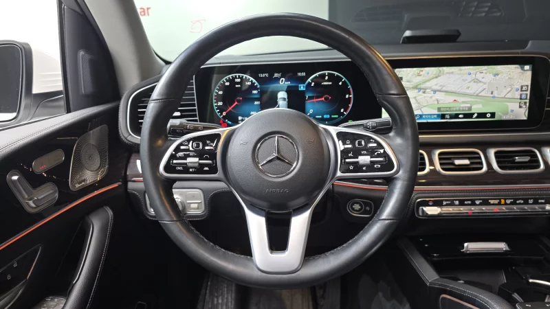 Mercedes-Benz GLE-Class