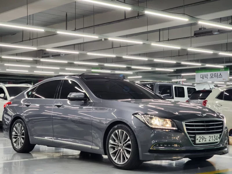 Hyundai Genesis