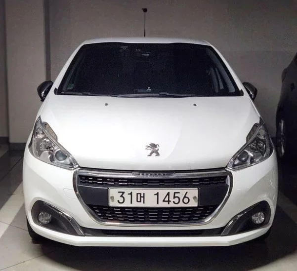 Peugeot 208
