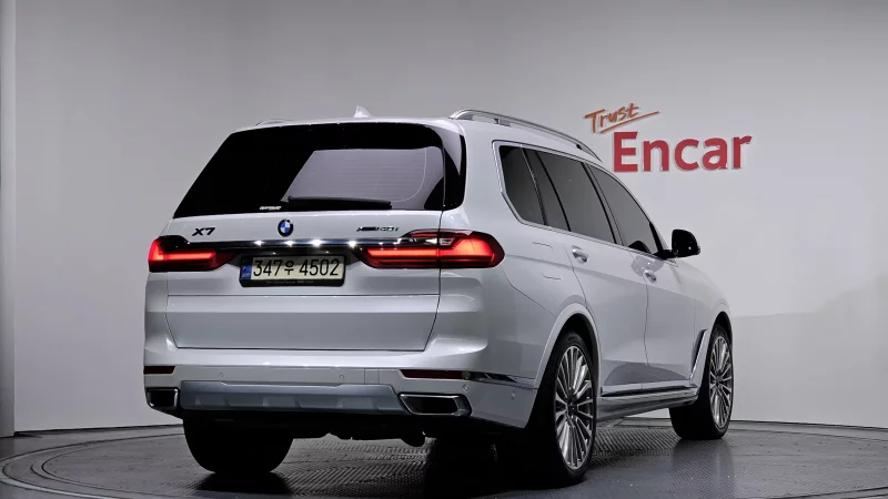 BMW X7