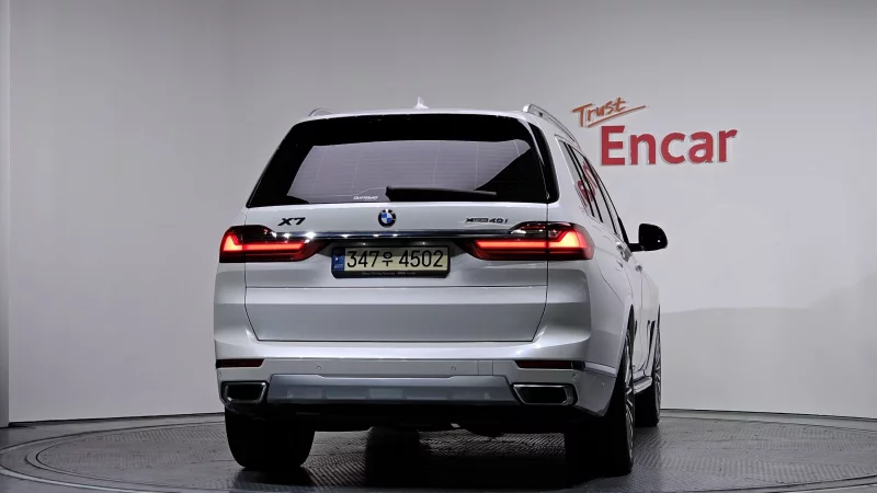 BMW X7