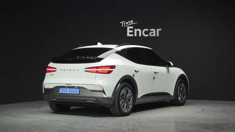 Genesis GV60