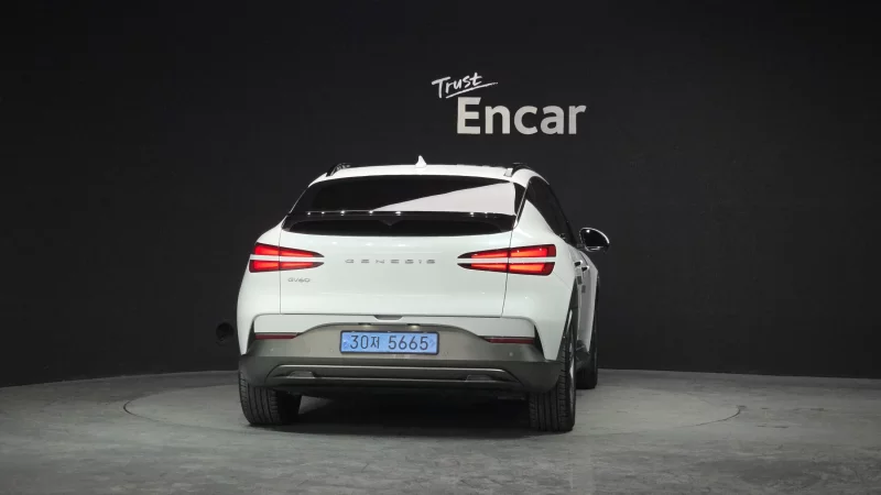Genesis GV60