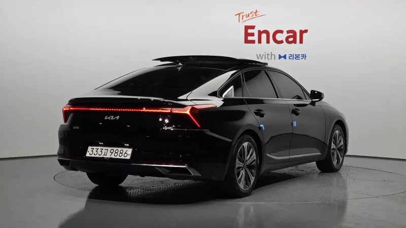 Kia K8