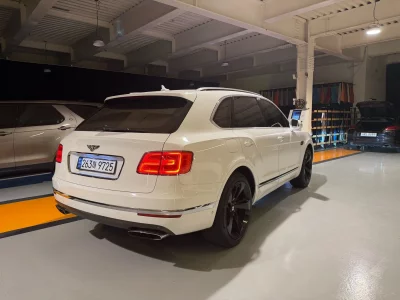 Bentley Bentayga