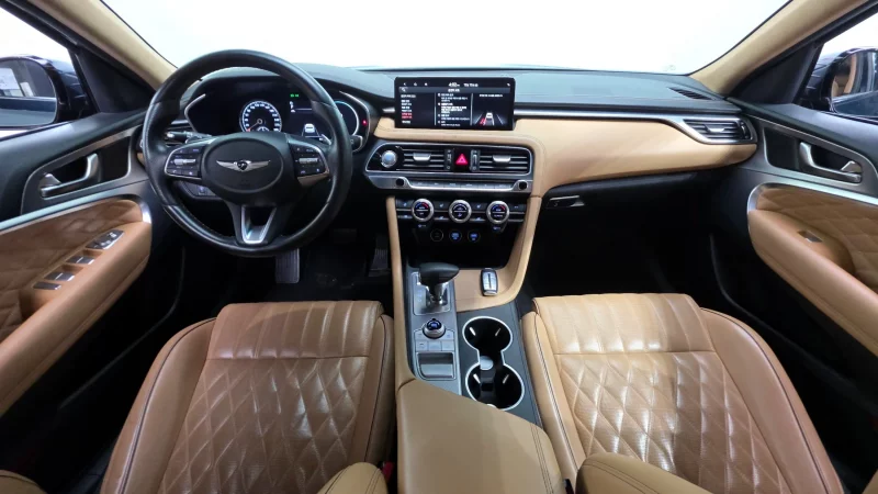 Genesis G70