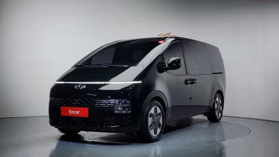 Hyundai Staria