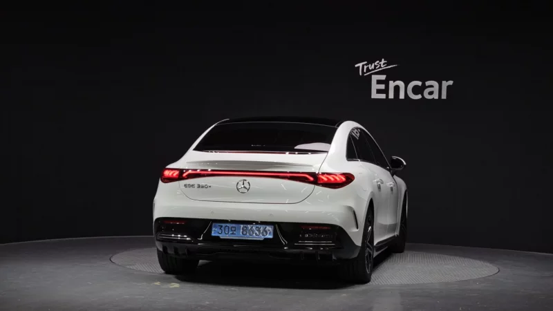 Mercedes-Benz EQE