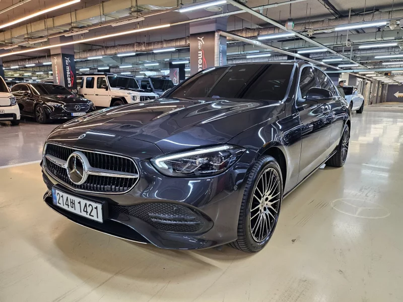 Mercedes-Benz C-Class