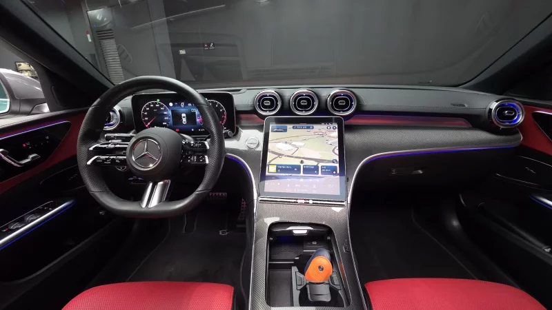 Mercedes-Benz C-Class