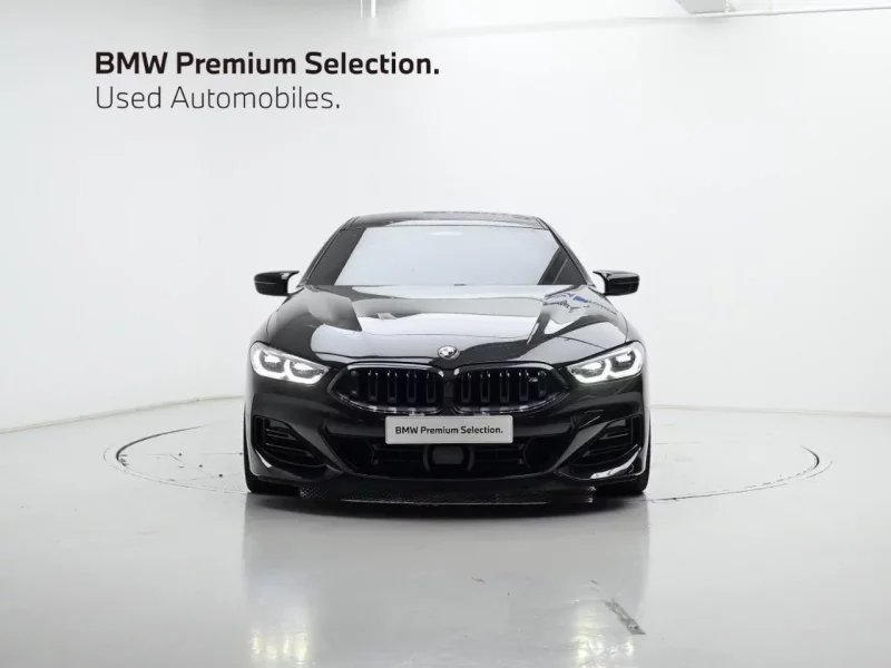 BMW 8-Series