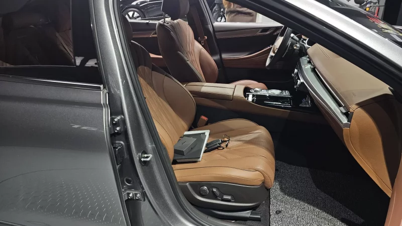 Genesis G80