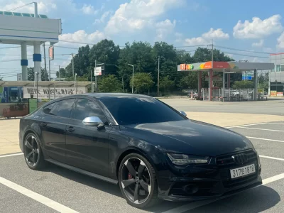 Audi S7