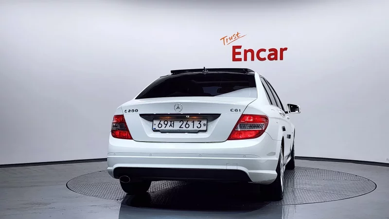 Mercedes-Benz C-Class